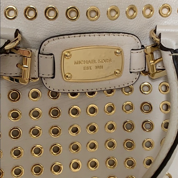 Purse - Picture 4 of 4